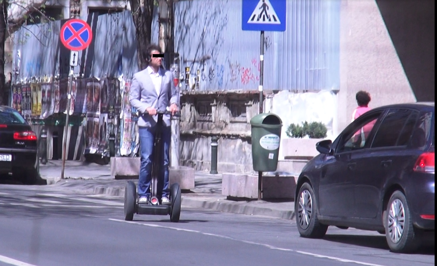 Tanarul cu segway a sfidat soferii de pe Dorobanti!