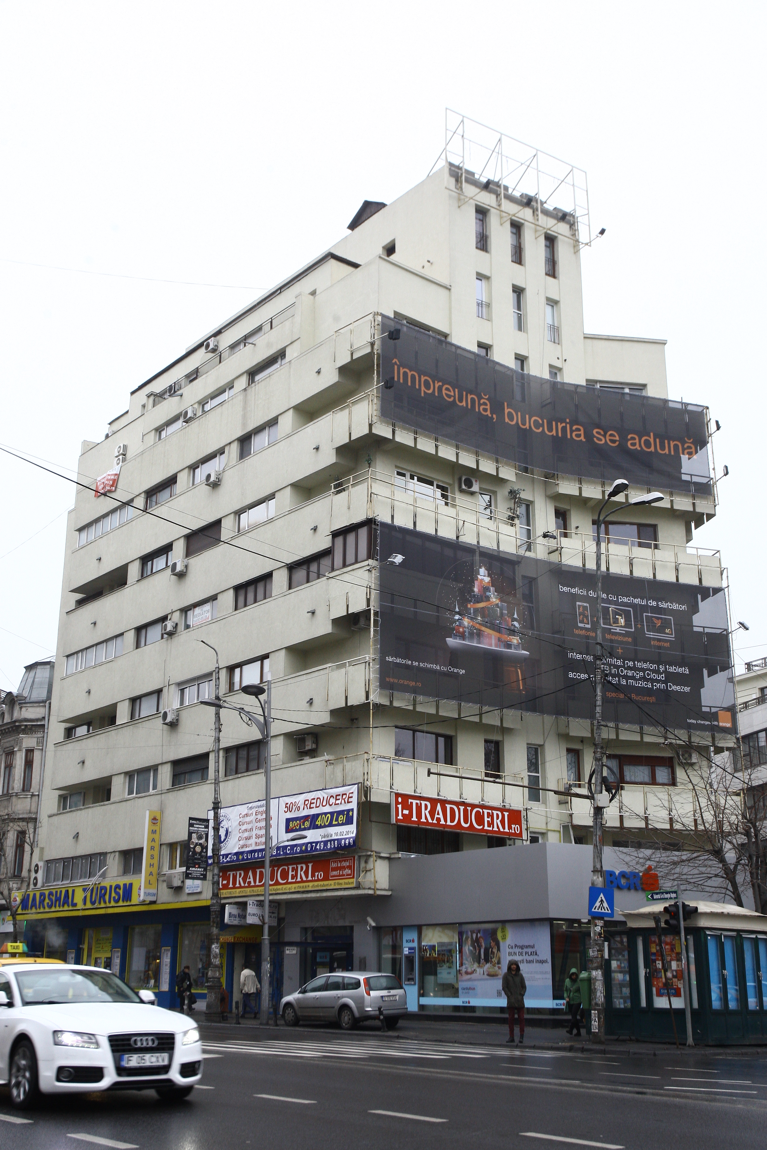 Din 2007, fostul deputat este proprietarul unui apartament intr-un bloc de pe Bulevardul Magheru