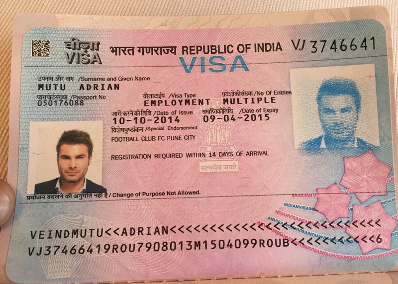 Adrian Mutu si-a prezentat viza de India pe pagina sa de socializare