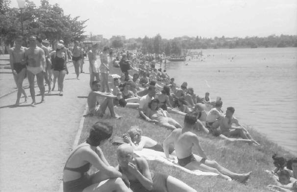 Lacul Floreasca era in urma cu ani buni una dintre atractiile Capitalei