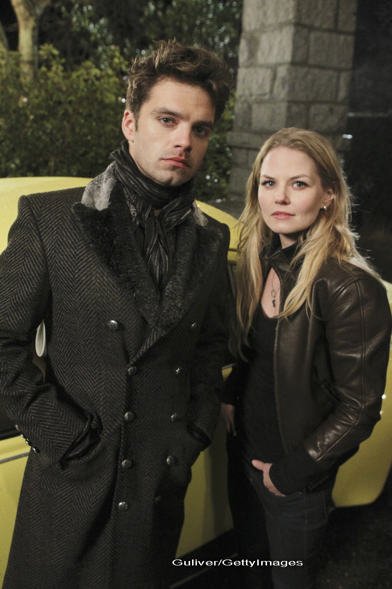 Sebastian Stan si Jennifer Morrison