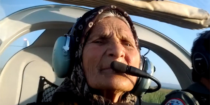 Femeia de 82 de ani din Suceava a fost ajutata de un vecin sa isi indeplineasca visul