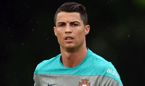 Cristiano Ronaldo A Scos Din Buzunar Doua Milioane De Euro Afla Ce Si