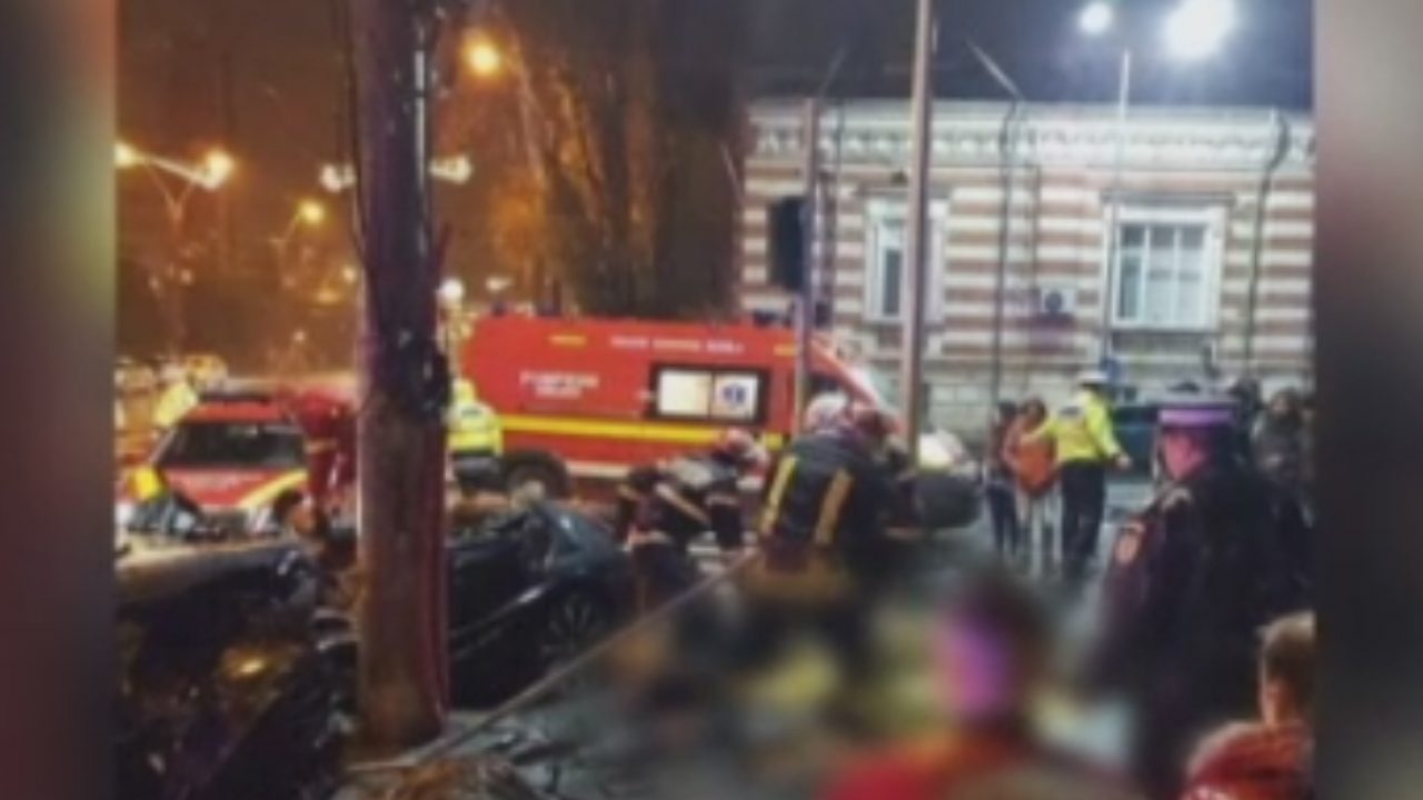 Accidentul Teribil Din Galaţi Transmis Live Pe Internet Ultimele