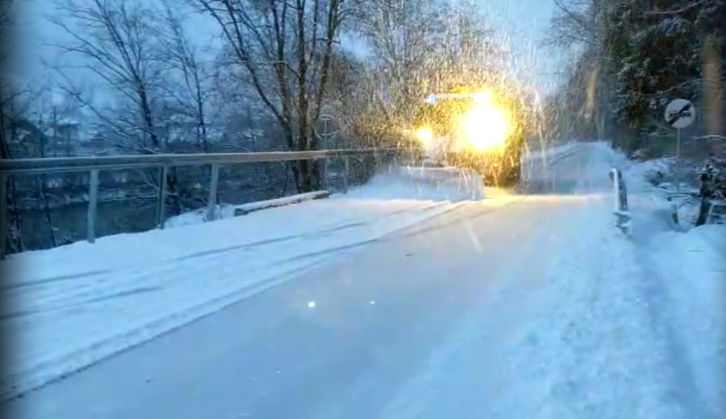 A nins ca în poveşti în România, noaptea trecută! Zonele unde zăpada a făcut ravagii. FOTO