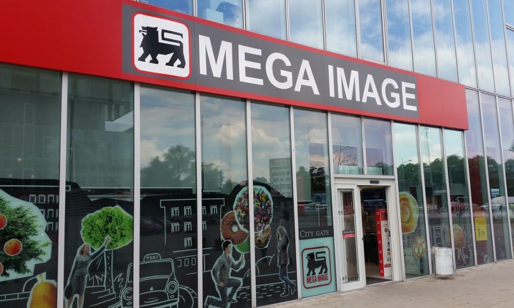 Mesajul apărut în toate magazinele Mega Image din România, după ce s-a instalat starea de urgenţă! Toţi românii trebuie să ştie asta