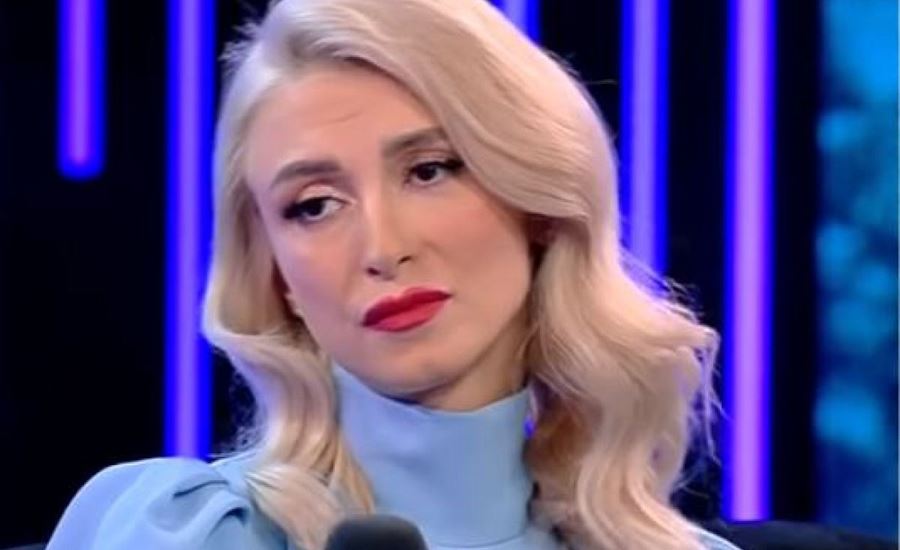 Andreea Bălan, mesaj emoționant pe Instagram, în plin scandal cu George Burcea. “Dragostea de mamă este infinită. Îmi doresc ca Ella și Clara să…”