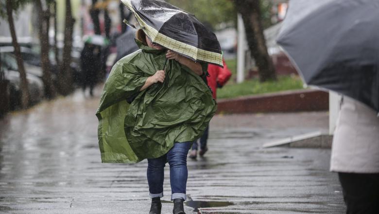 ANM, avertisment de ultimă oră! Cod galben de vânt puternic în mai judeţe din ţară