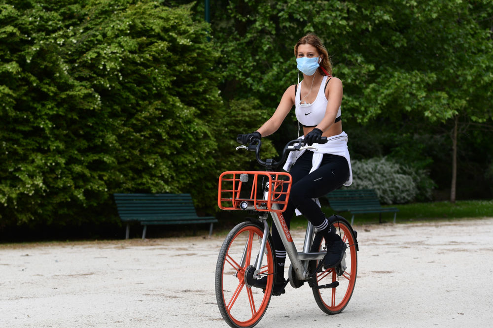 Câți bani primesc italienii din partea guvernului dacă își cumpără scooter electric sau bicicletă