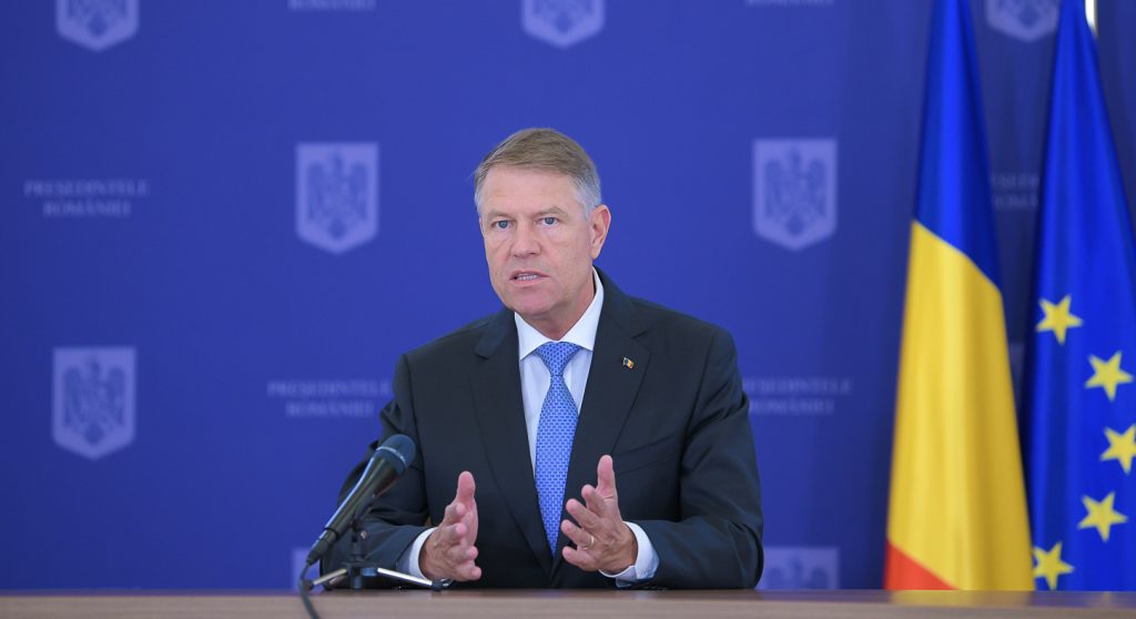 Klaus Iohannis, despre ce se va întâmpla în timpul stării de alertă: „Nu urmează o perioadă fără restricții”. Ce se întâmplă dacă numărul de infectări crește