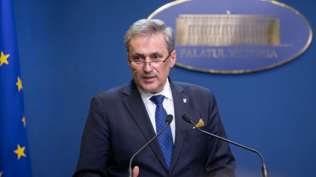 Marcel Vela, dat afară de la MAI? Conflictul avut de Paşte cu Ludovic Orban şi Klaus Iohannis i-ar fi fost fatal