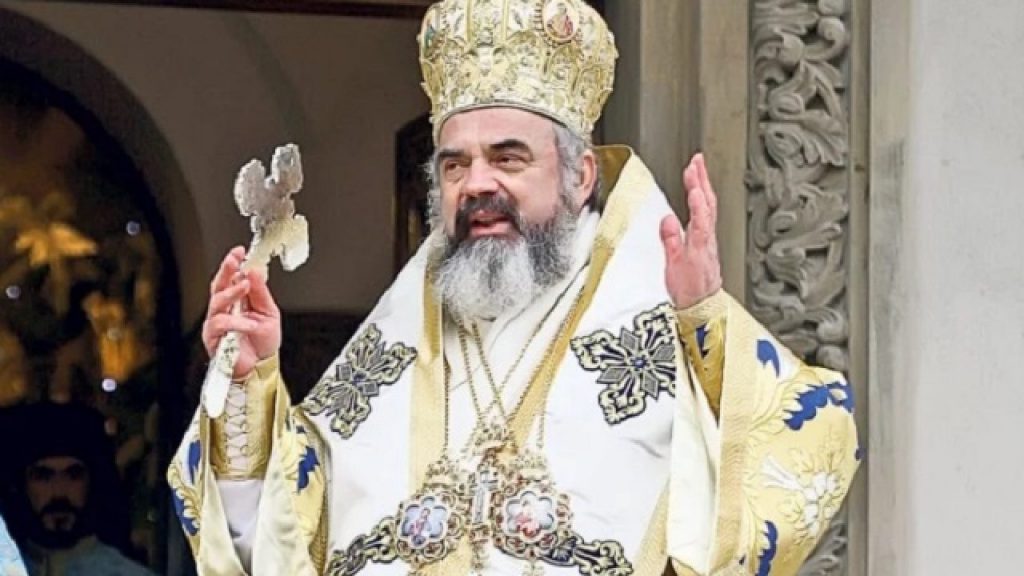 Ce salariu are Patriarhul Daniel? De necrezut care e suma uriaşă pe care o ia un părinte cu funcţie de conducere în BOR