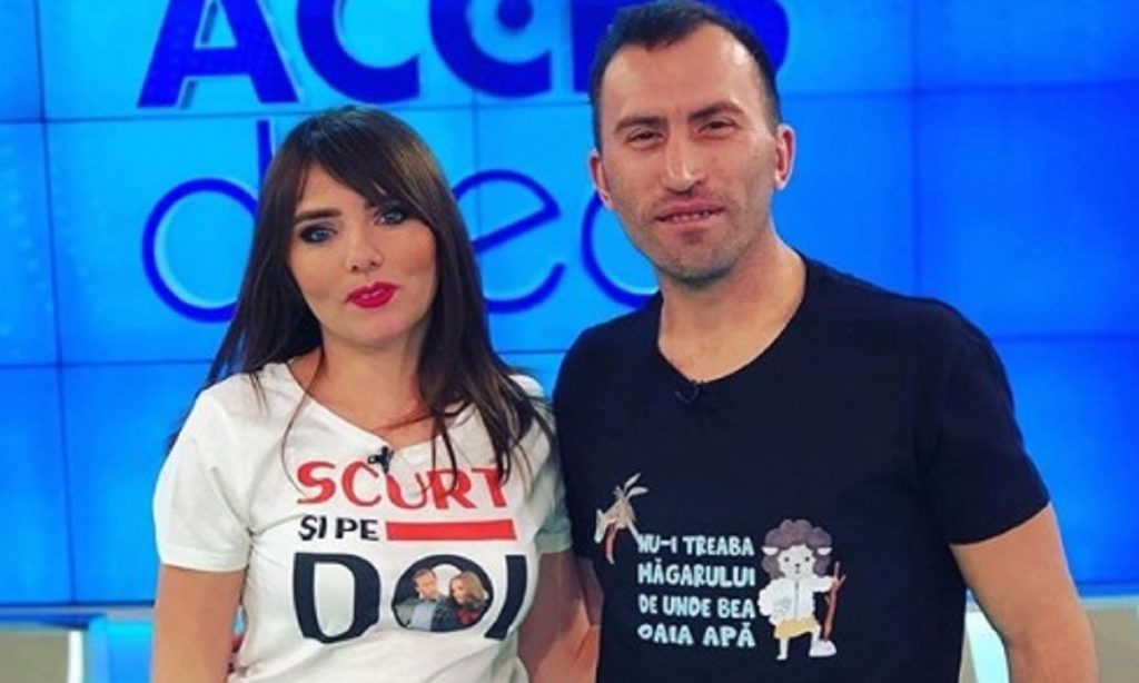 De râsul curcilor! Părinții Vulpiței de la Acces Direct vor să fie și ei vedete. Au lăsat Blăgeștiul în spate, pentru a apărea la TV