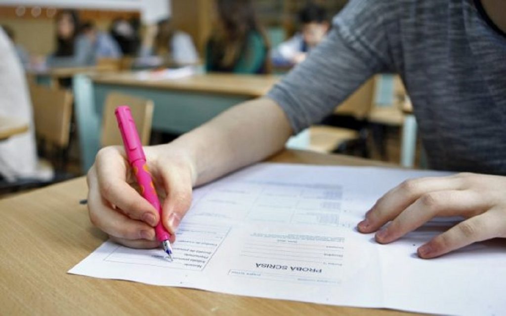 Capacitate 2020: ce subiecte s-au dat la Limba şi literatura română, la Evaluarea Naţională