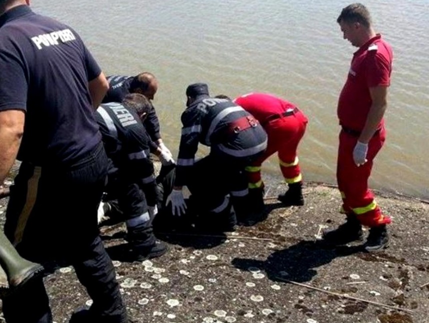 Tânăr de 28 de ani, găsit mort în lacul de acumulare Bascov, de pe râul Argeș