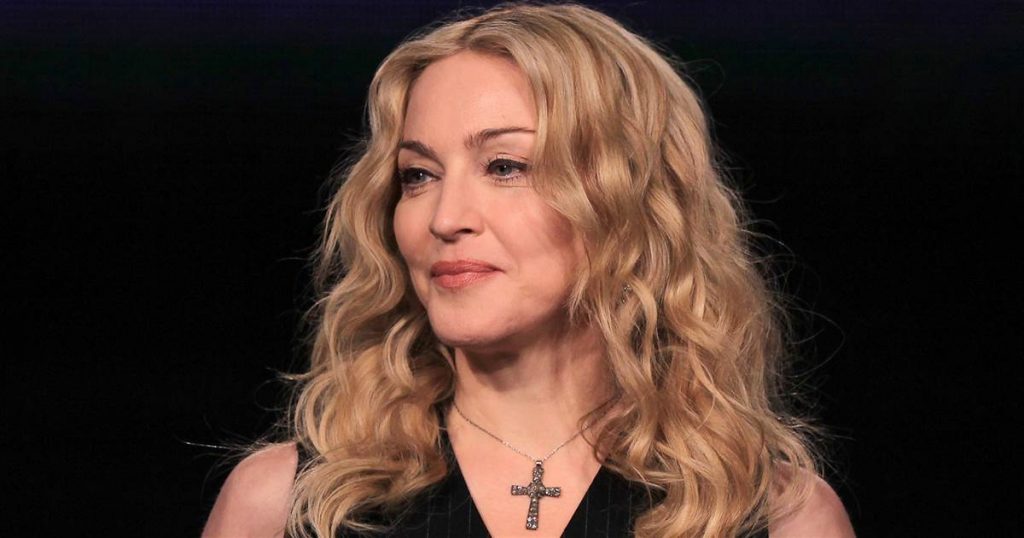 Madonna, topless la 61 de ani. Vedeta a uimit internauții cu ultima sa postare