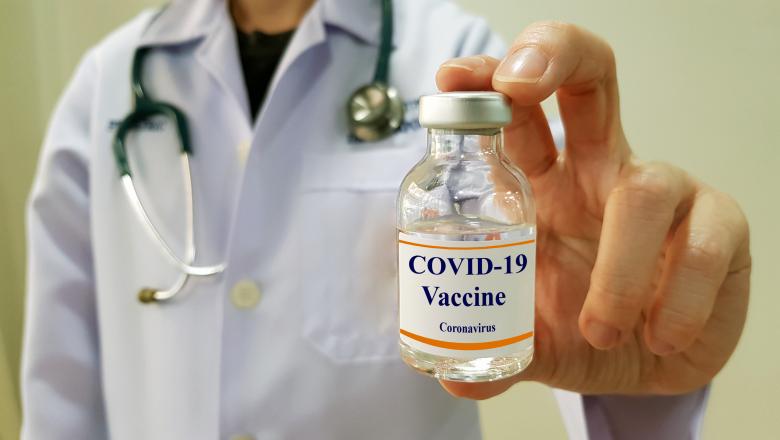 Vestea pe care românii o așteptau! Când apare vaccinul anti-COVID-19