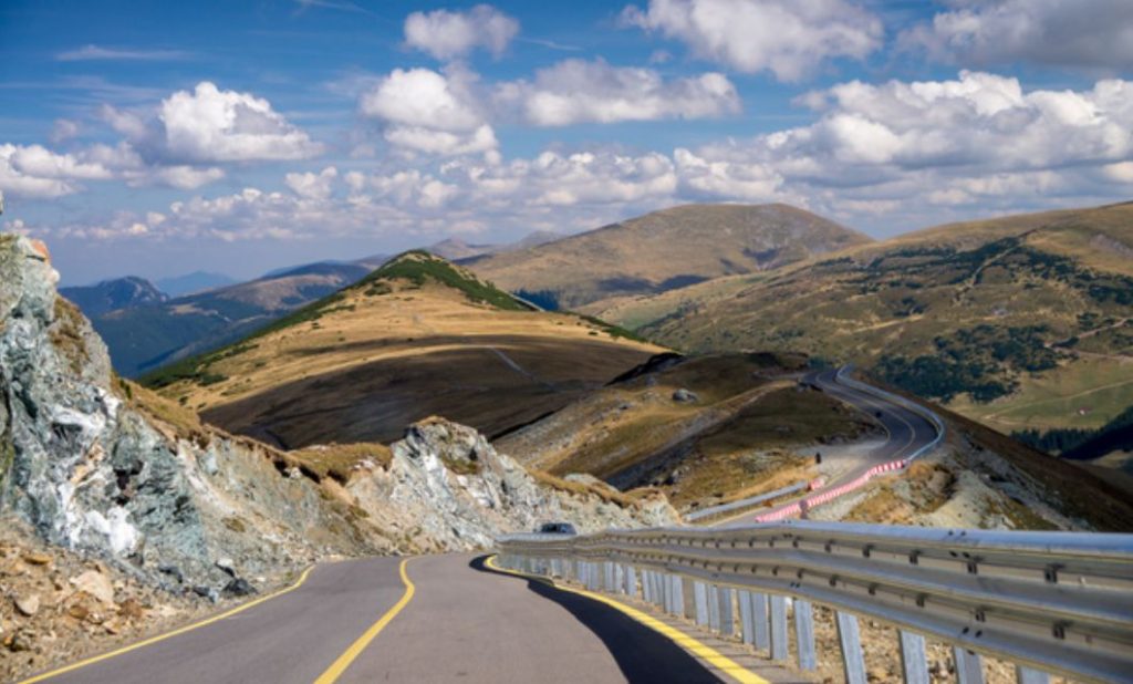 FOTO | Prima ninsoare din această toamnă, pe Transalpina