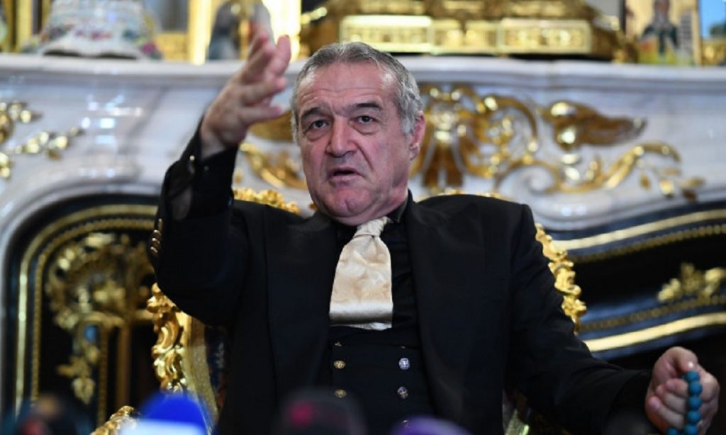 Gigi Becali tună și fulgeră, după ce încă un fotbalist de la FCSB a fost testat pozitiv. Pe cine dă vina patronul roș-albaștrilor, pentru situația critică în care se află clubul