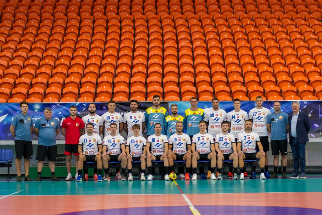 Moldovenii, tari și la handbal » CSM Botoșani scrie istorie și promovează în premieră în Liga Zimbrilor!