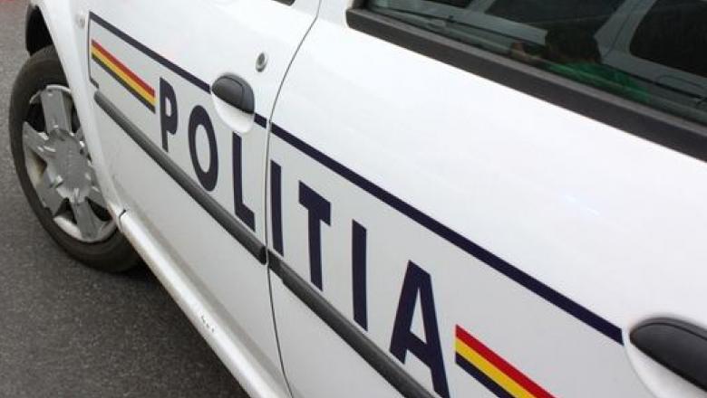 Doi adolescenți au fost împușcați în cap cu un pistol cu bile. Totul s-a întâmplat în fața unui liceu din Ploiești