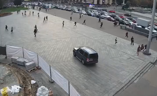 Scene de coșmar la Kiev! O mașină intră în plin în mulțime și omoară doi oameni VIDEO