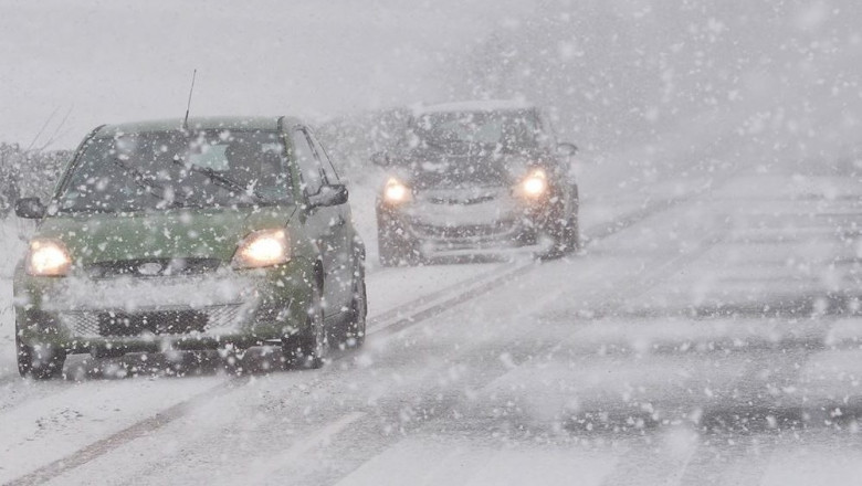 Avertizare meteo de ninsori, lapoviță și posibile depuneri de polei valabilă la nivelul întregii țări