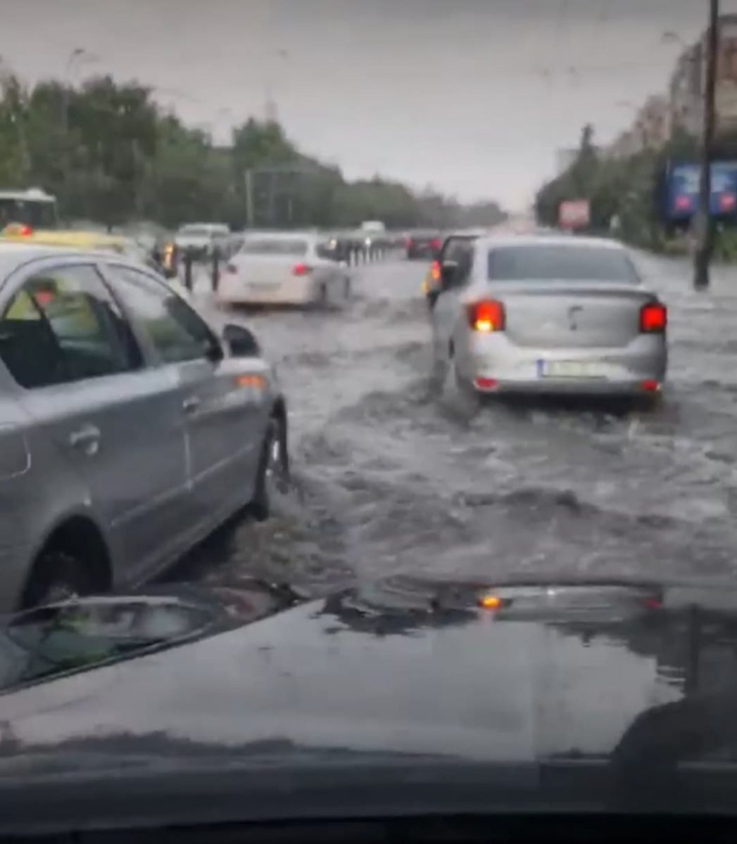 Bucureștenii au primit din nou mesaj RO-Alert. Este COD PORTOCALIU de vreme rea