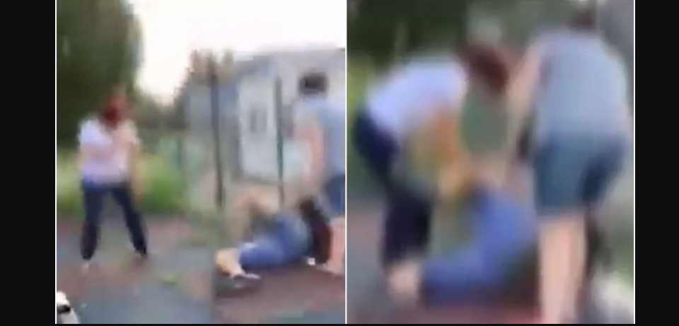 Scene incredibile dintr-un parc de joacă! Două femei au bătut un copil până s-a prăbușit