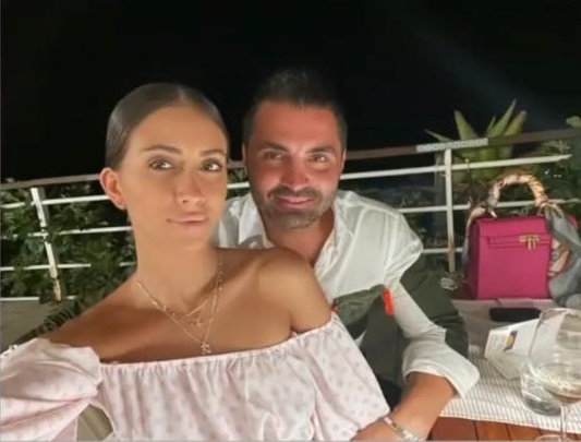 Ce a găsit Pepe în camera de hotel din Italia, unde s-a cazat cu iubita lui. Yasmine a izbucnit în râs când l-a văzut pe artist