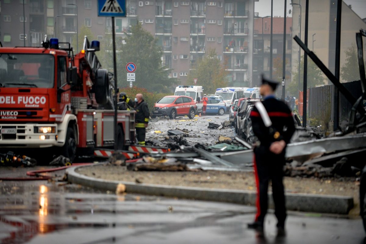 Imagini cumplite de la locul tragediei aviatice în care a murit miliardarul Dan Petrescu. Avionul luase foc înainte de prăbușire