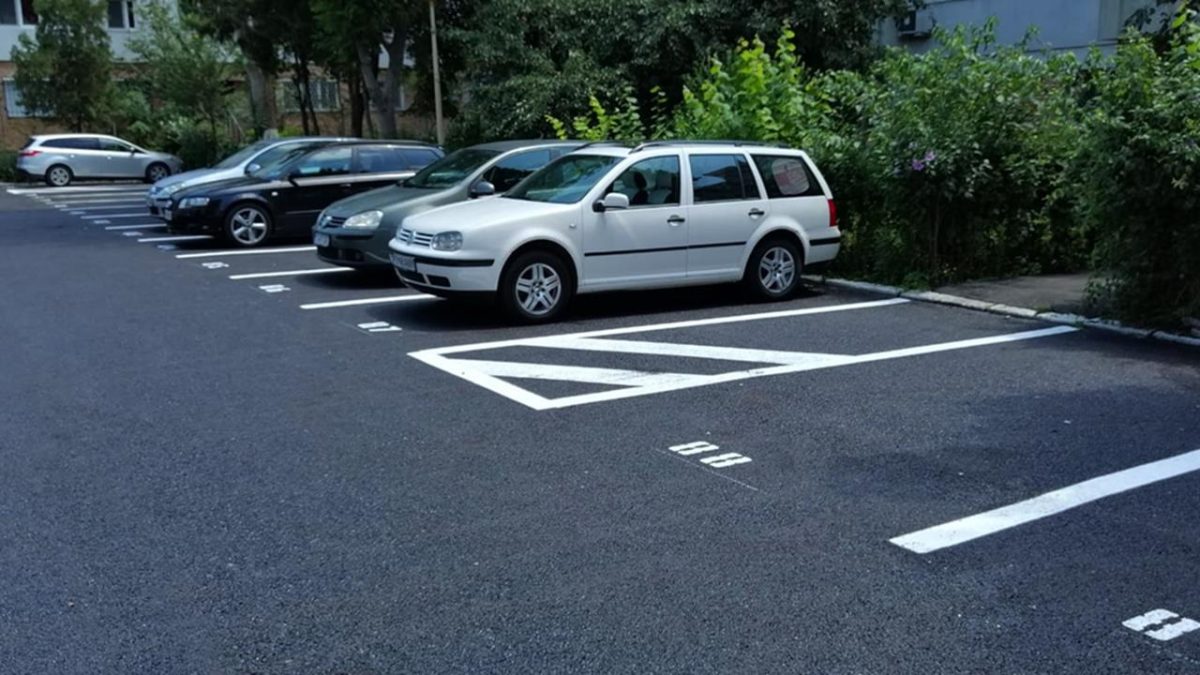 Se schimbă legea în București! Care sunt tarifele de parcare și amenzile dacă nu plătești
