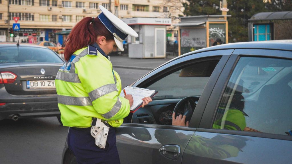 Atenție, șoferi! Rămâneți fără permis de conducere dacă încălcați aceste reguli