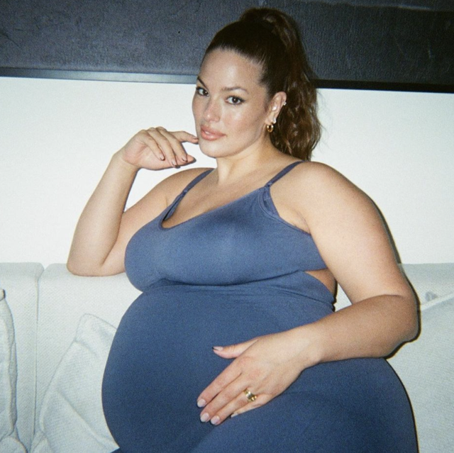 Ashley Graham, prima postare cu gemenii, după sarcina dificilă