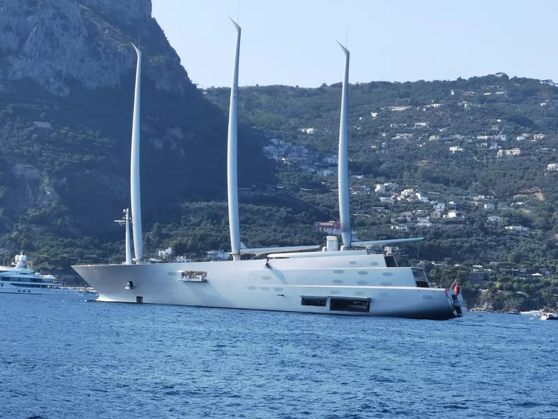 Megayacht-ul de 578 de milioane de dolari deținut de oligarhul rus Andrey Melnichenko a fost confiscat de Italia