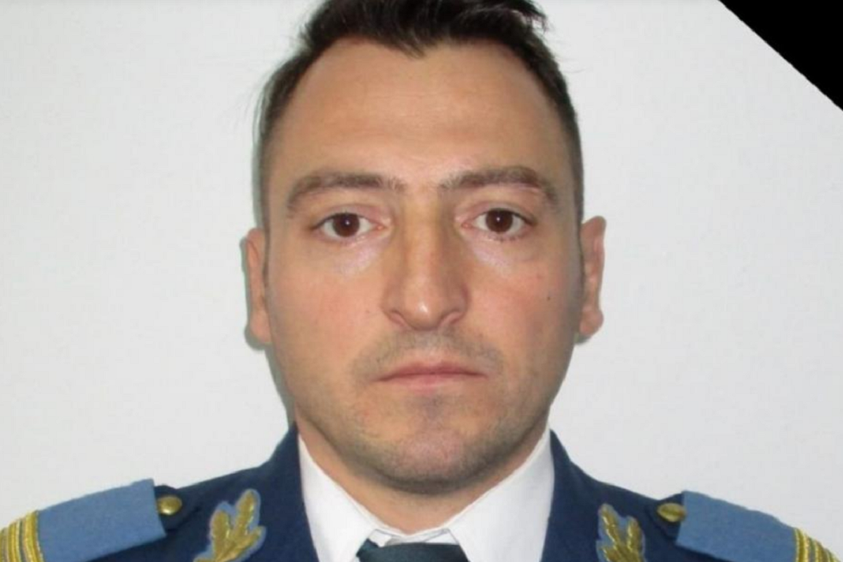 Tragedie pe Aerodromul din Buzău. Căpitanul Cosmin Constantin Scorțea a murit în timpul unui exercițiu