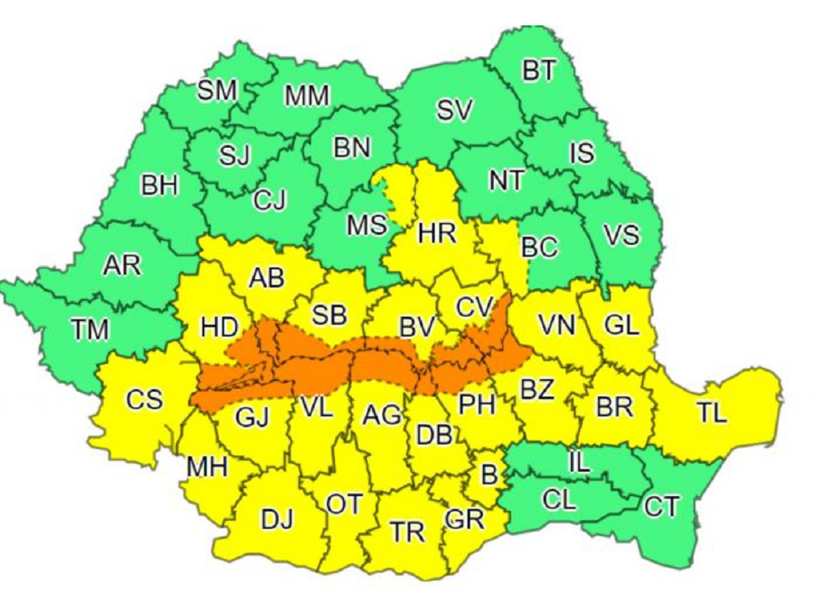 Cod galben și potocaliu de ploi torențiale și vijelii în România. 12 județe sunt afectate