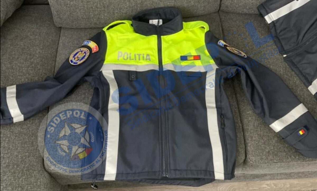 Sindicaliștii din poliție sunt revoltați de uniformele pe care le-au primit. Cum arată echipamentul „Bazar Europa” de 5000 de lei