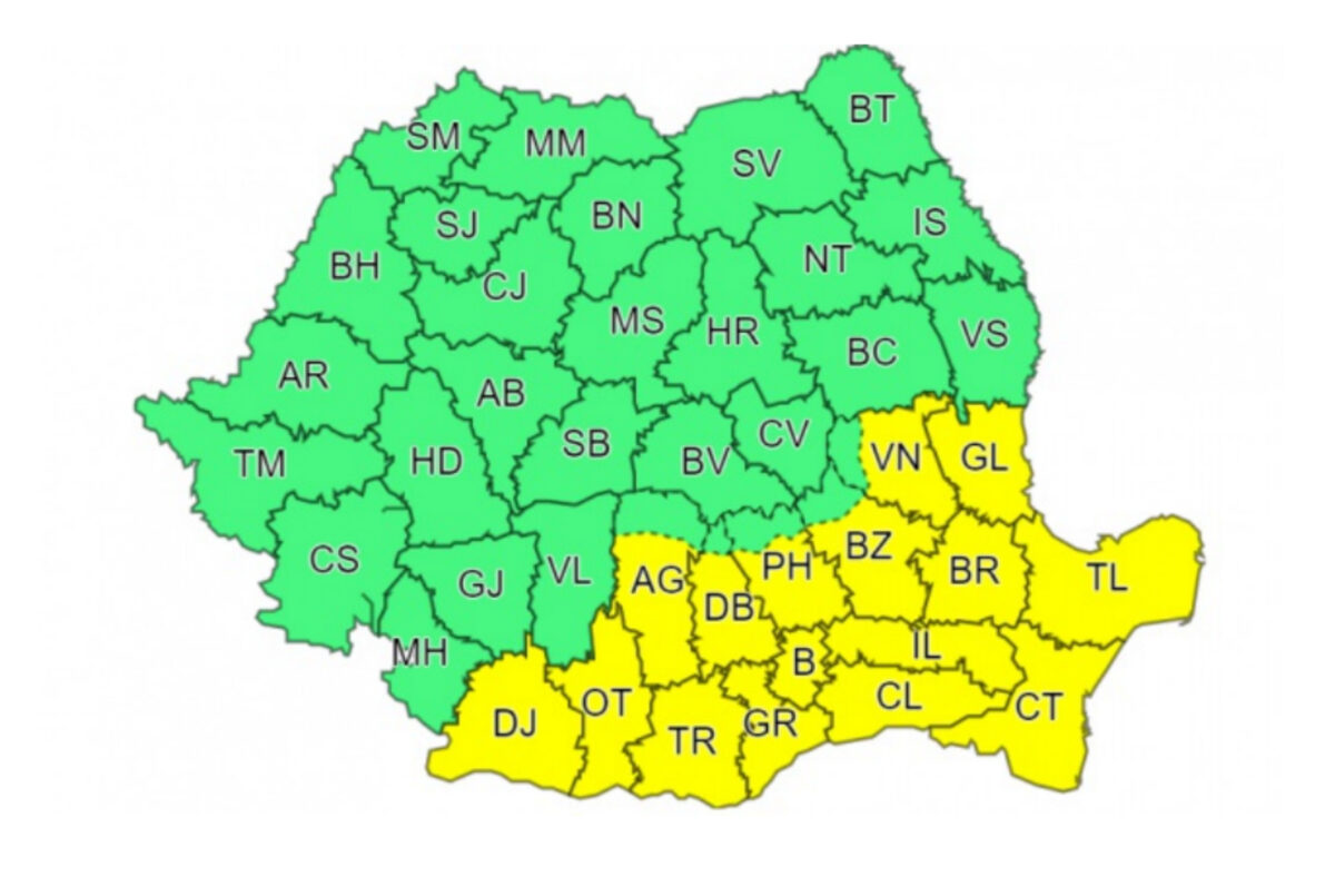 Avertizare ANM. Cod portocaliu de averse torențiale și descărcări electrice