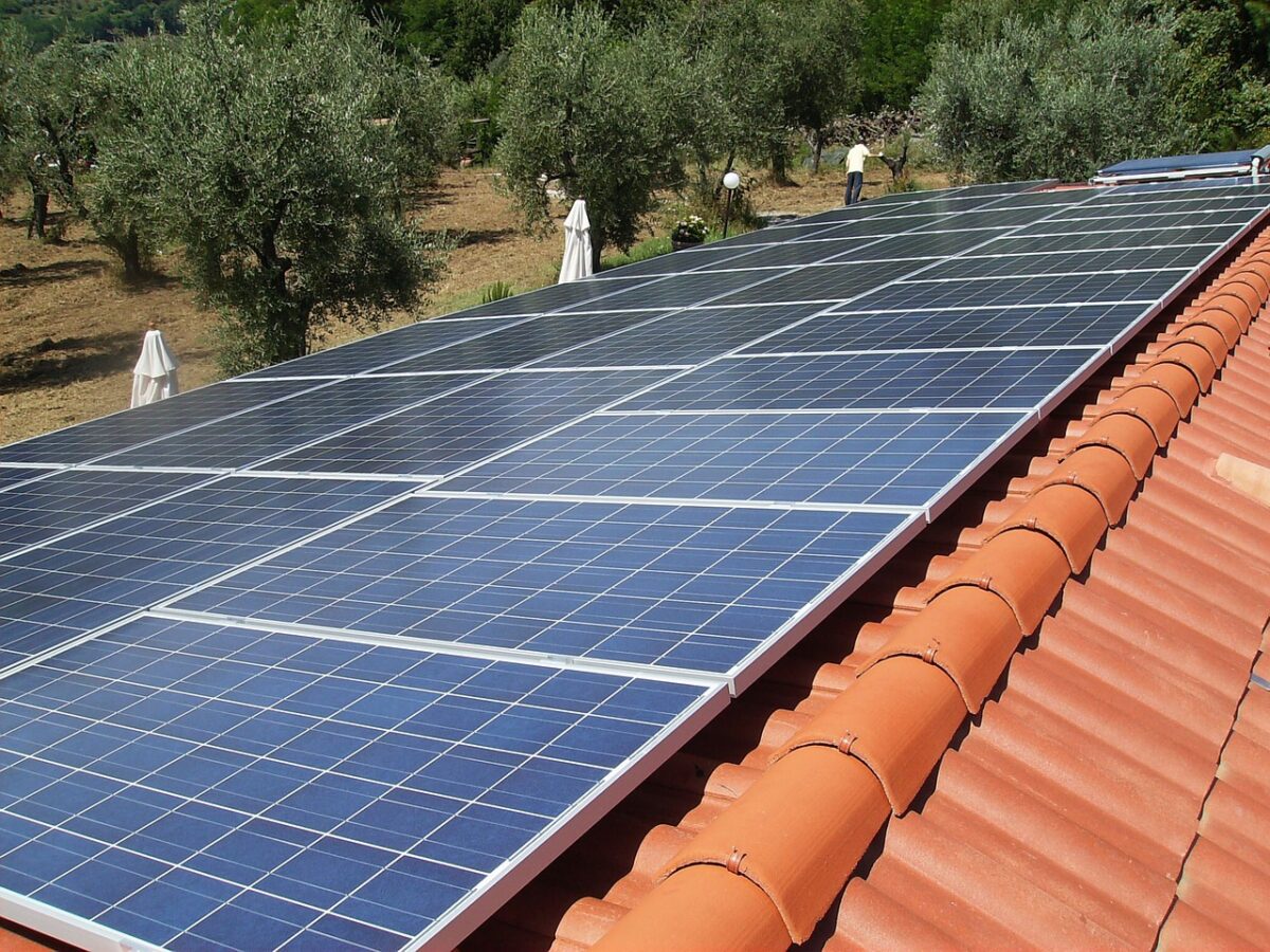 Casa Verde, panouri fotovoltaice 2022. Veşti bune pentru români. Ce s-a întâmplat cu dosarele lor