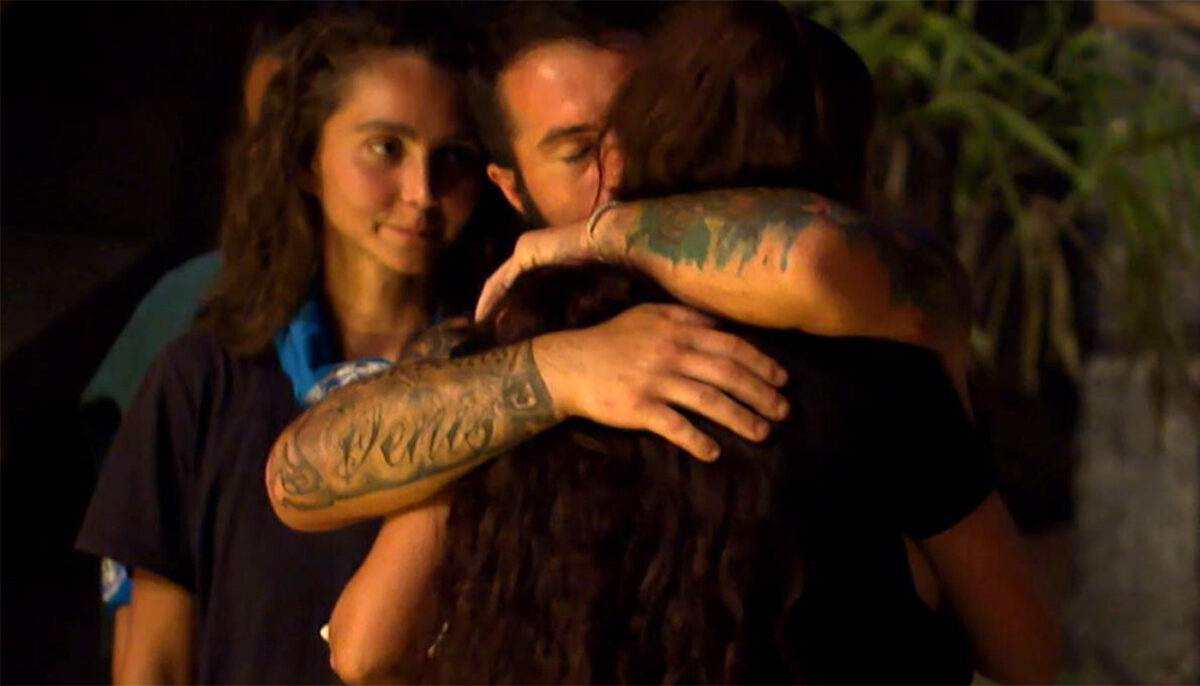 Cele 5 cuvinte intime pe care i le-a șoptit Alin Chirilă cântăreței Alina Radi, în momentul în care „războinica” a fost eliminată de la Survivor