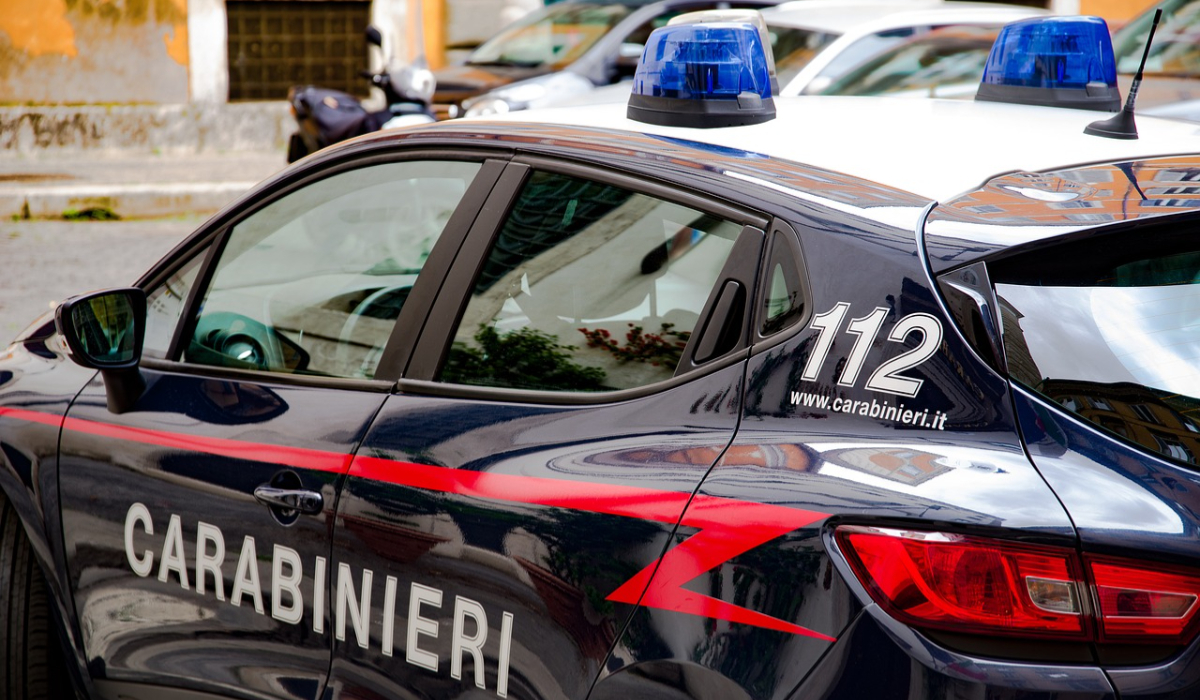 Toată Italia a fost paralizată de gestul unui român. Carabinierii au reușit în ultima clipă să salveze situația