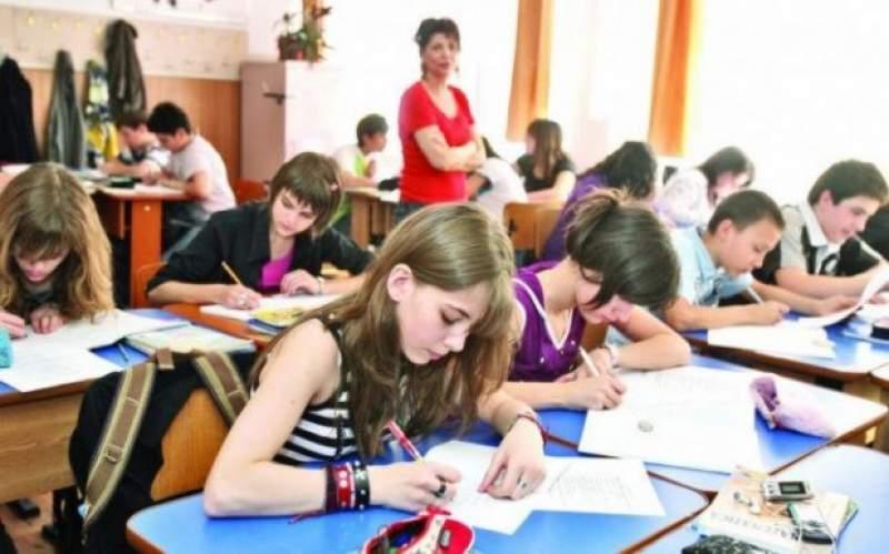 Când începe, de fapt, școala. Ministerul Educației a publicat programul viitorului an școlar, iar modificările sunt însemnate