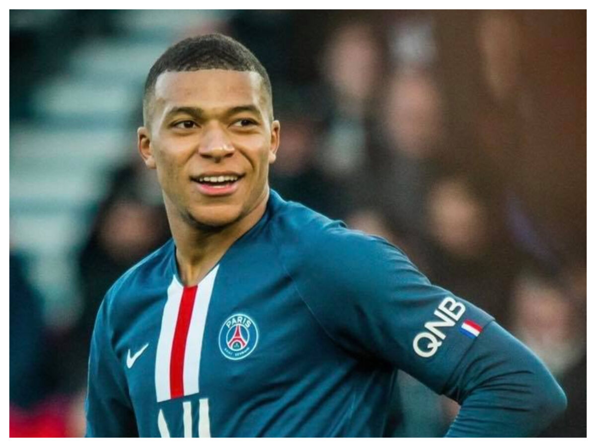 Dovada clară că Mbappe pleacă de la PSG. Gestul urât pe care l-a făcut francezul, și-a lăsat colegii cu ochii în soare