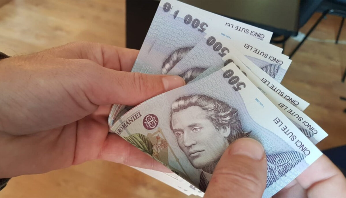 Salariu de 1.953 de lei pentru doar 2 ore de muncă pe zi, în România. Ce trebuie să faci