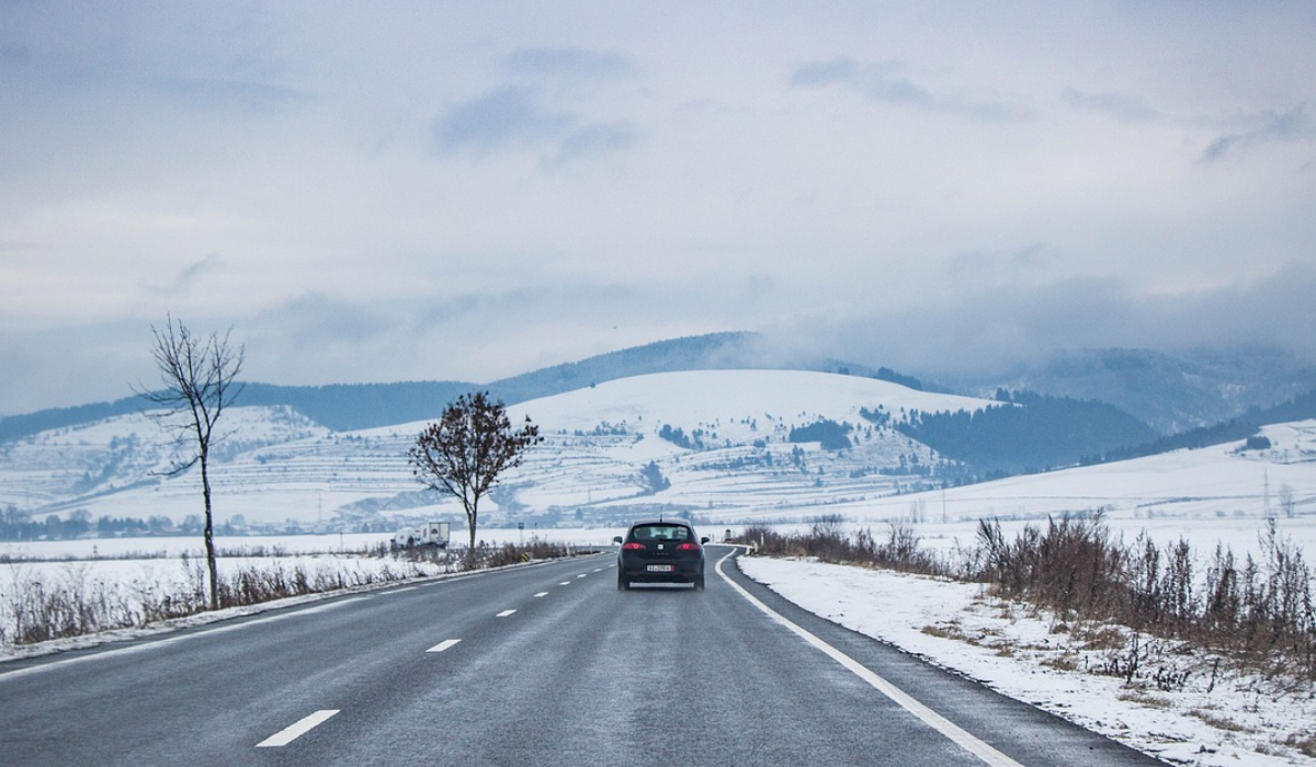 Ce ne oferă prognoza meteo pentru finalul lunii noiembrie. Rafale de vânt cu o viteză de 120 de km/h, ninsori și frig