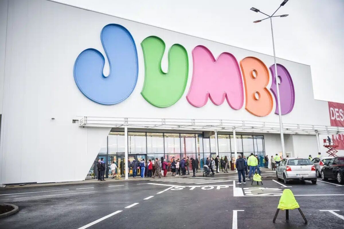 Cine este patronul magazinelor Jumbo din România. Compania este cotată la bursă încă din 1997