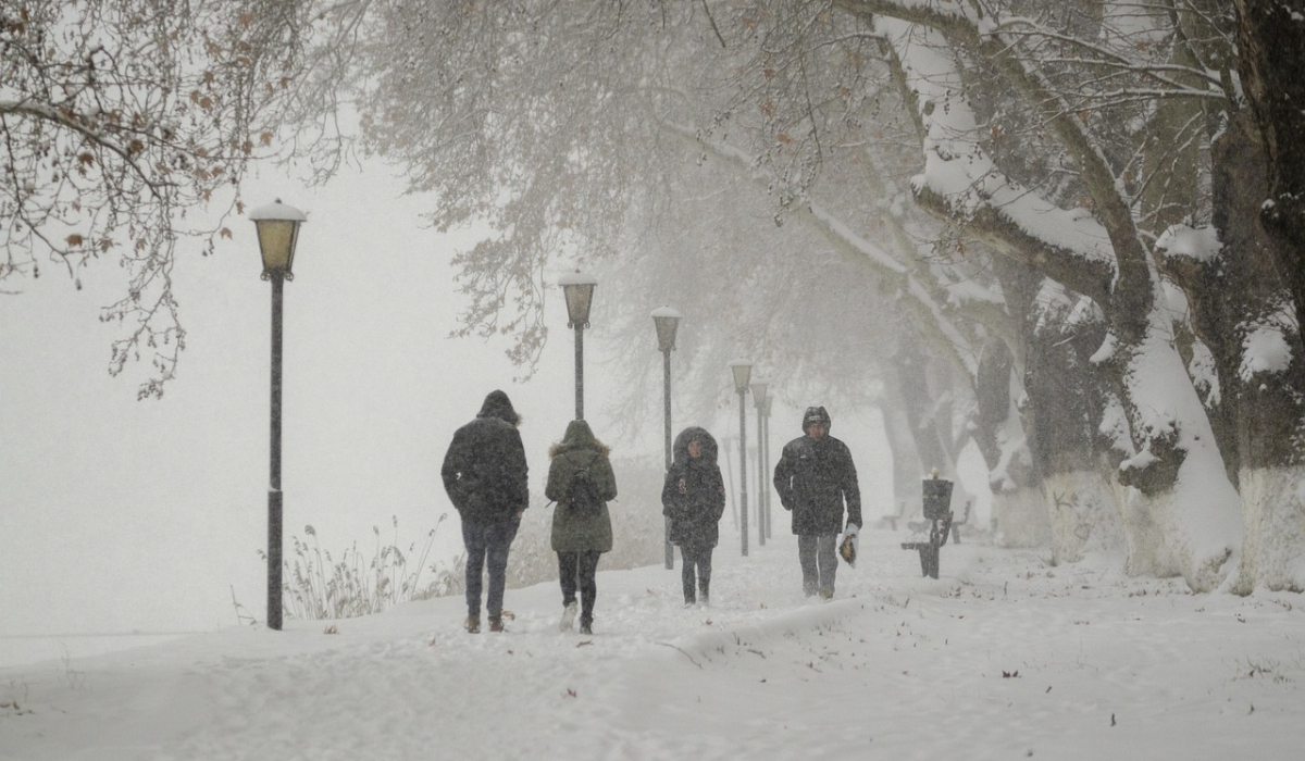 S-a actualizat prognoza meteo pentru București. Cât timp va mai ninge în Capitală