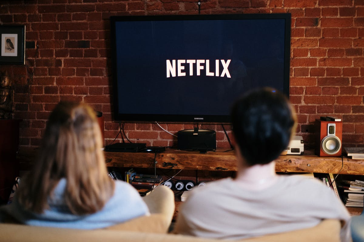 Filmul fenomen de pe Netflix care i-a cucerit pe români! A spart toate topurile, iar povestea este impresionantă