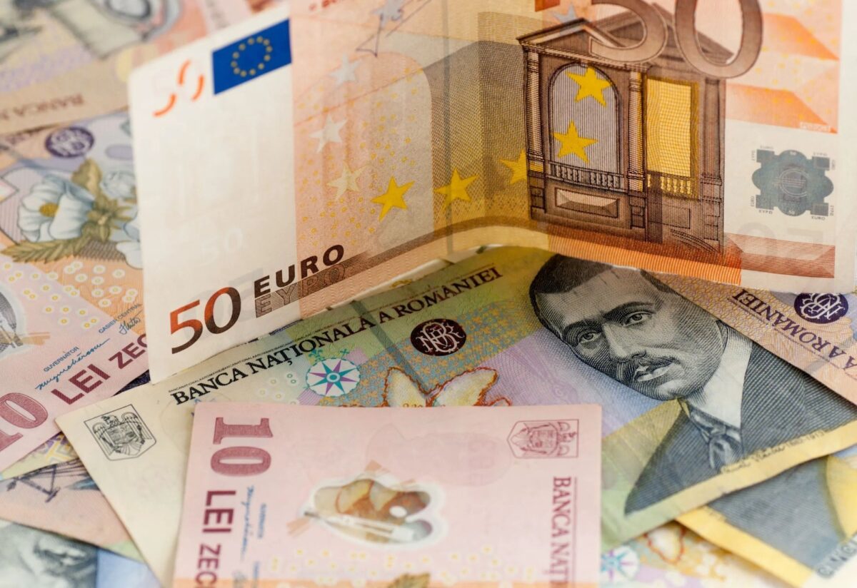 Când trece România la moneda euro. Guvernul țării noastre are un plan de aderarea la zona euro în următorii ani